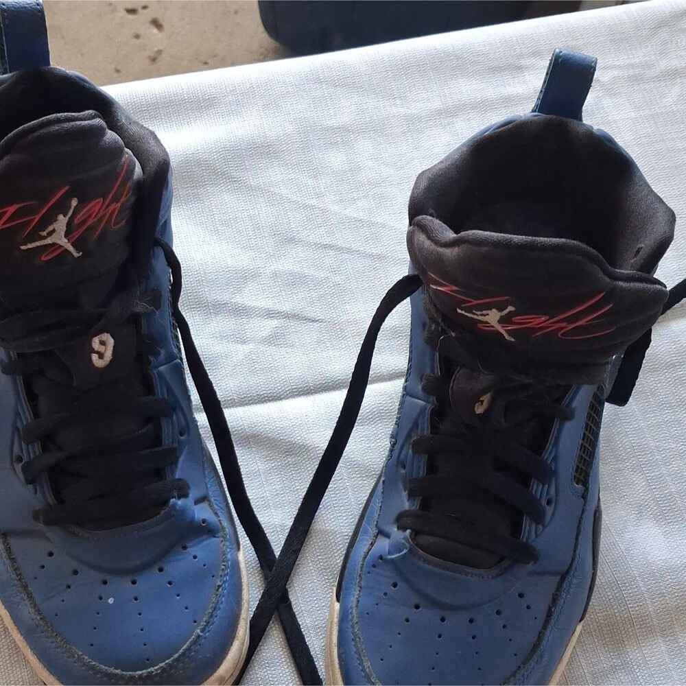 Jordan Flight 9 Unisex Kids Mid-Top Basketball Sneaker Leather Blue/Black 8.5